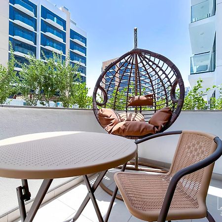 Charming Studio With Balcony In Azizi Riviera Ντουμπάι Εξωτερικό φωτογραφία